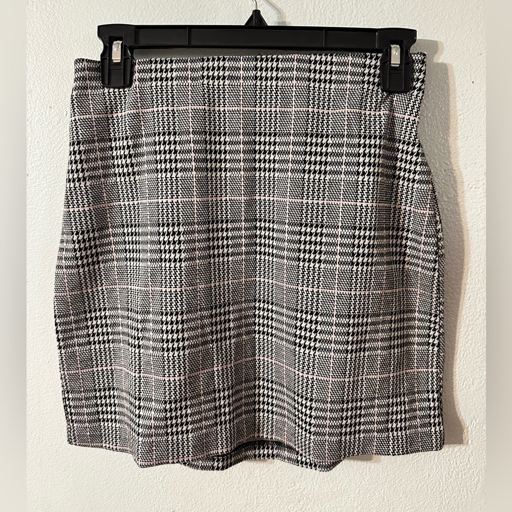 H&M Plaid Mini Skirt